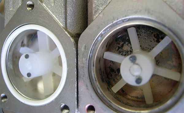 Flowmeter cafea Comparație debitmetru curat vs calcifiat