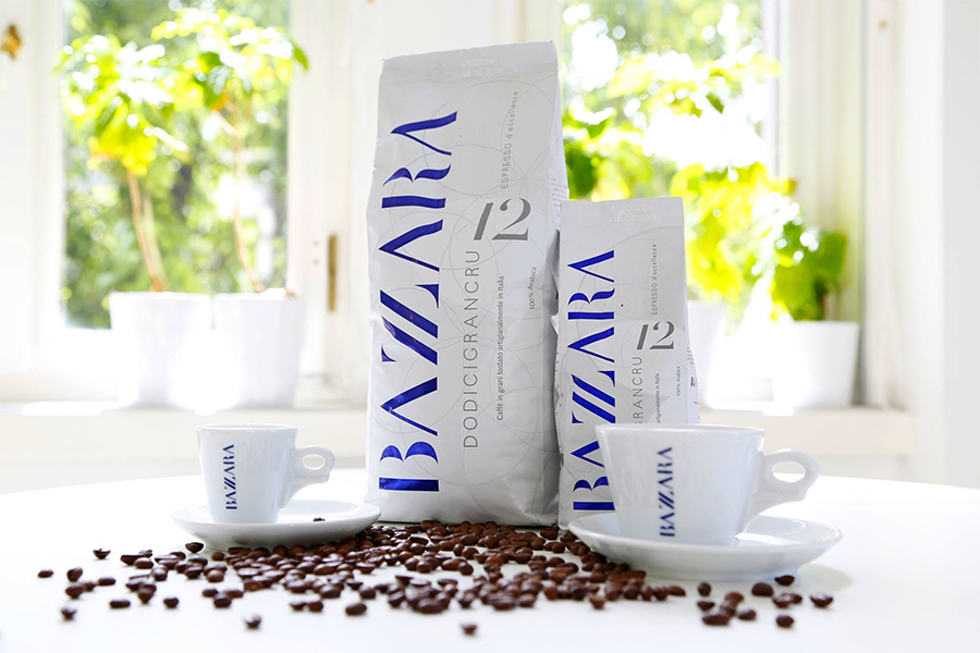 bazzara-coffee-dodicigrancru-image-with-coffee-bags